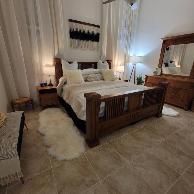 The Ritz Spa Sanctuary Hot Tub/Patio/Fam/Pet Лас-Крусес Экстерьер фото